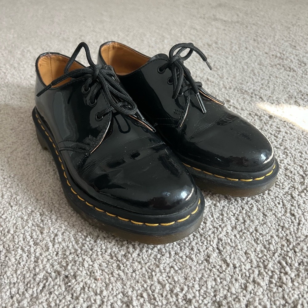 Dr. Marten’s patent leather 1461